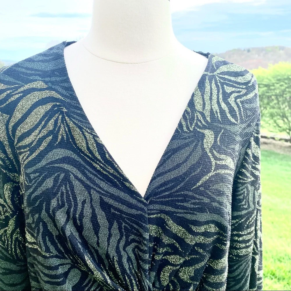 J.B.S. Ltd. Plus Size black sparkly holiday evening Top - Picture 7 of 14